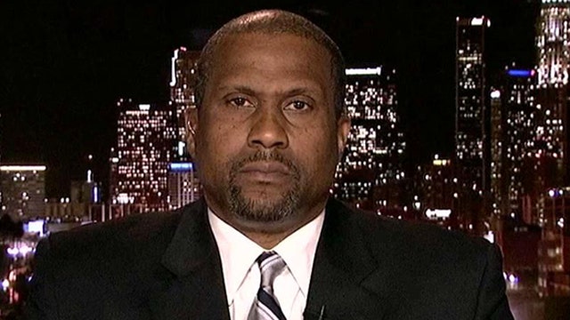 Tavis Smiley in the 'No Spin Zone' 