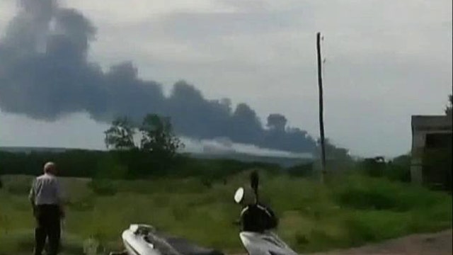 Report: Malaysia Airlines jet crashes in Ukraine