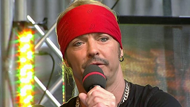 Patriotic rocker Bret Michaels helps our heroes