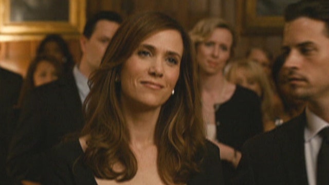 Kristen Wiig moves back home in 'Girl Most Likely'