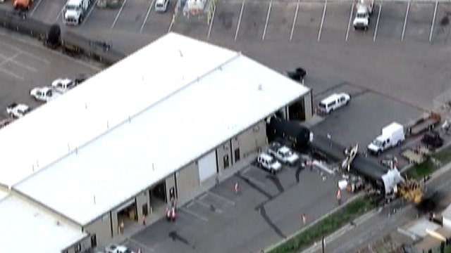 Colo. train smashes into maintenance building 