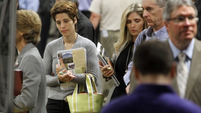 Weekly jobless claims rise