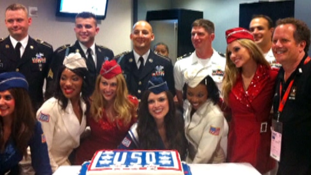 Sequester can't stop USO, Mets from honoring heroes