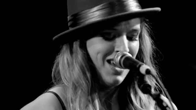 Singer-songwriter ZZ Ward returns to charts with new single