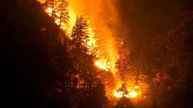 Idaho wildfire forces more home evacuations