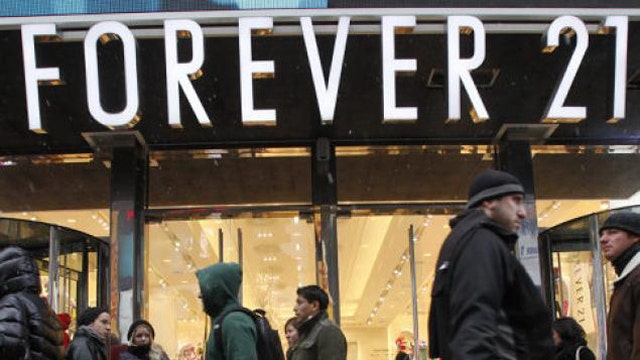 ObamaCare fallout? Forever 21 to cut some employees' hours 