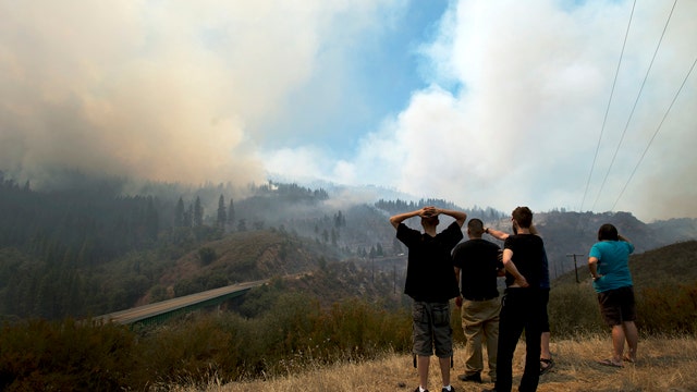 Wildfire burns dangerously close to Yosemite National Park