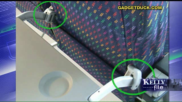 Battle over leg room causes emergency landing