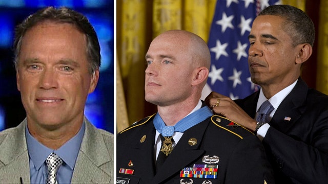Father of Medal of Honor recipient on 'America's Newsroom'