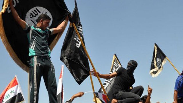 How many Americans, Westerners outside US fight for ISIS?