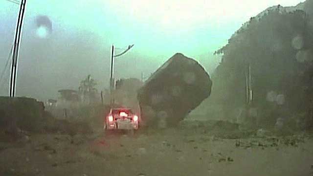 Boulder bears down on Taiwanese driver