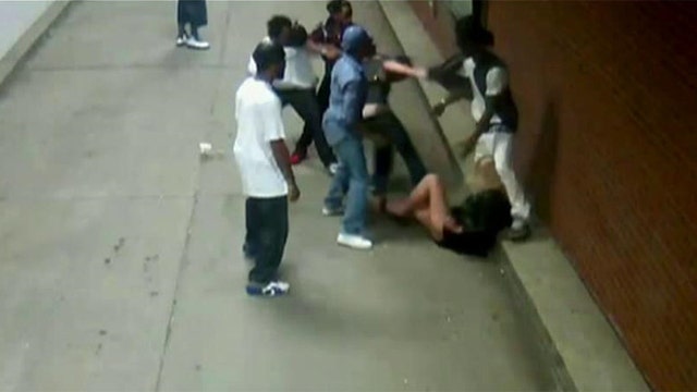 Group Of Black Men Attack A White Couple Caught On Cam