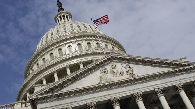 Congress returns from recess to time crunch and full agenda