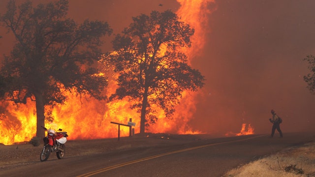 Clover fire destroys 20 buildings in Northern California