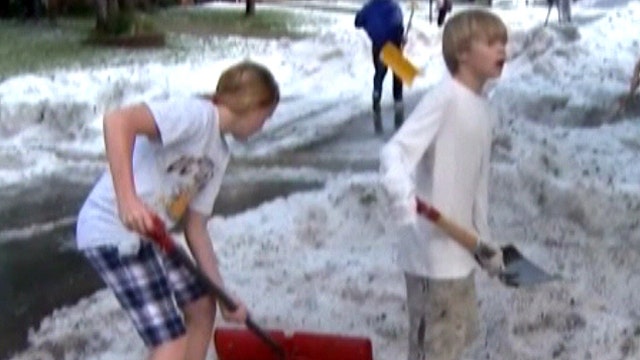 Powerful hail storm blankets towns in Colo.