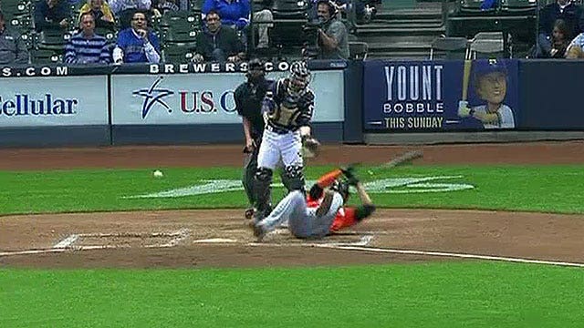 Bintang Marlins Stanton dirawat di rumah sakit setelah terkena fastball