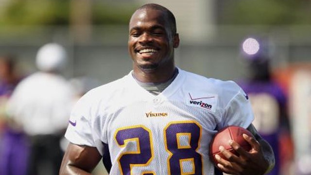 Minnesota Vikings reinstate Peterson after abuse charge