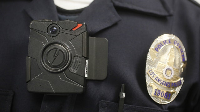 Cops wearing cameras sparks privacy concerns