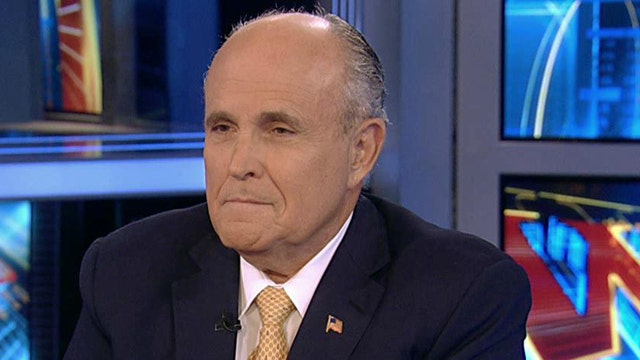 Giuliani: Navy Yard shooter's access 'totally mindboggling'
