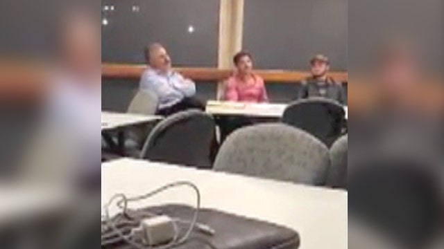 Liberal professor disrupts college Republican meeting