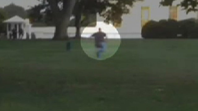 Man jumps fence at the White House, runs to front door