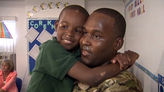 Soldier's return surprises kids