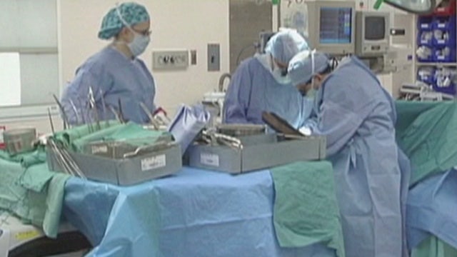 Report: 1 in 500 people wake up during surgery