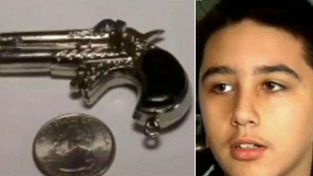 7th grader suspended for small gun keychain