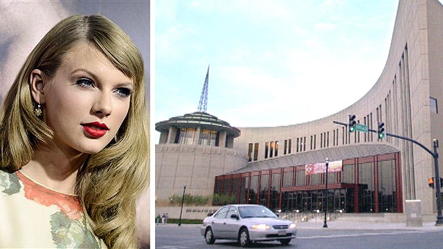 Grand opening for Taylor Swift Education Center