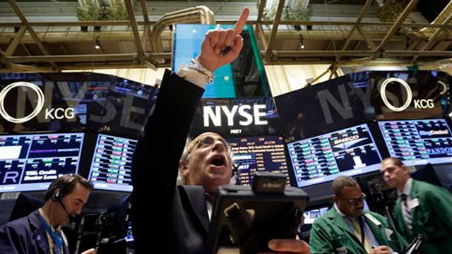 Wall Street heads into weekend seeing green