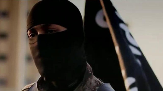 Is terrorist in ISIS beheading video an American?