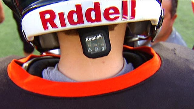 New device helps alert athletes of head injuries