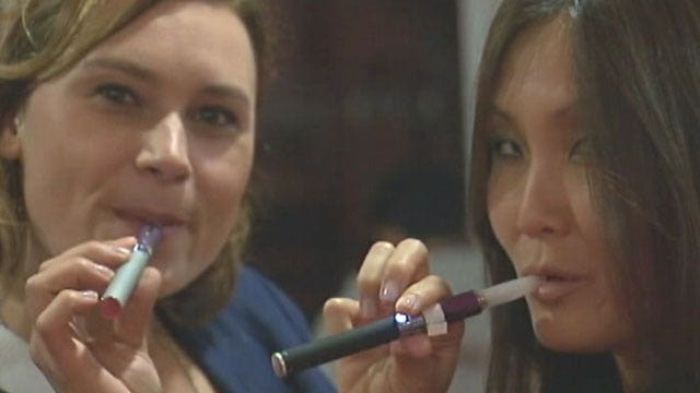 E-Cigarette bar ignites a new craze