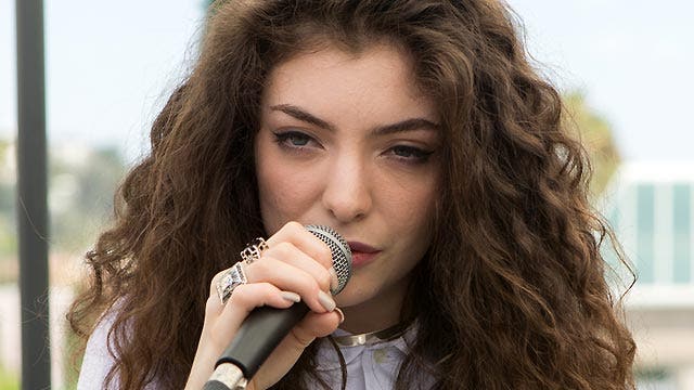 Hollywood Nation: Lorde holds court