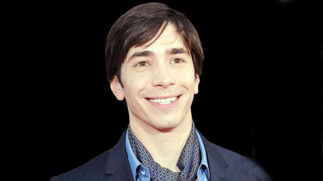 Justin Long juggles many projects