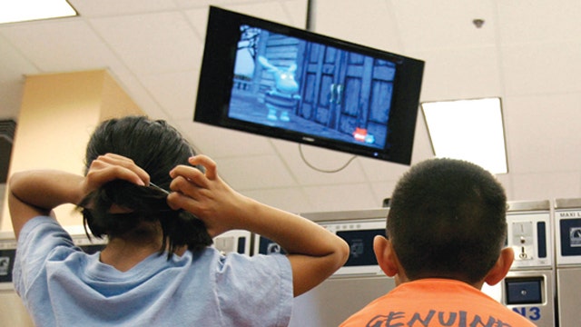 Docs urge limits on kids' use of TV, computers, tablets
