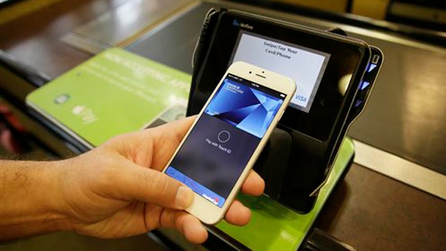 Some major retailers say no to Apple Pay