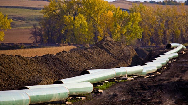 Why is the White House delaying Keystone XL decision?