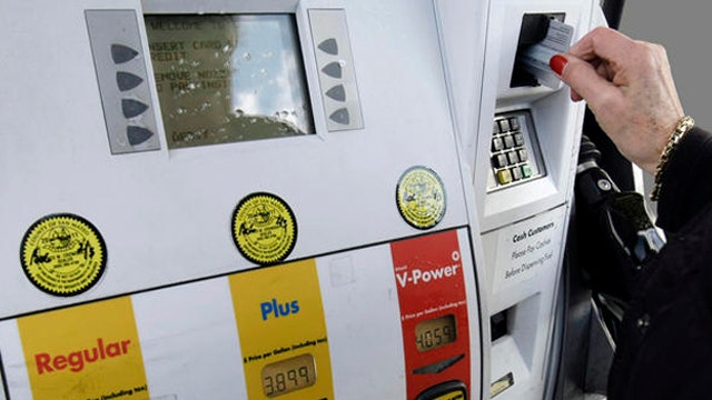 Americans paying less at the pump