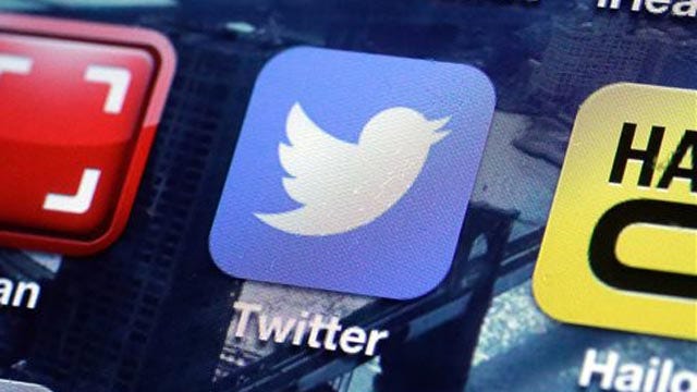 Twitter upping price of its first stock sale