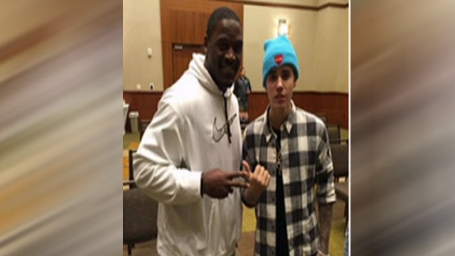 Justin Bieber crashes Pittsburgh Steelers Bible study