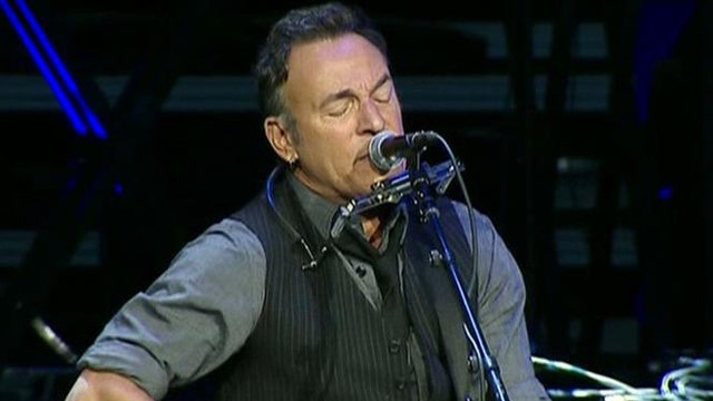 College theology course focuses on Bruce Springsteen lyrics