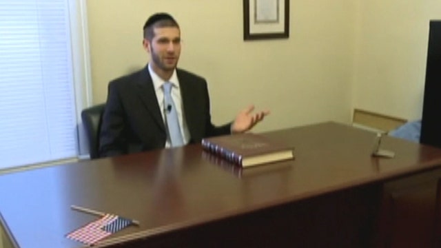 Hidden Treasure! Rabbi finds $98k hidden in desk