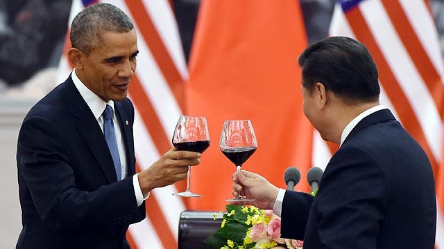 Obama strikes climate change deal with China