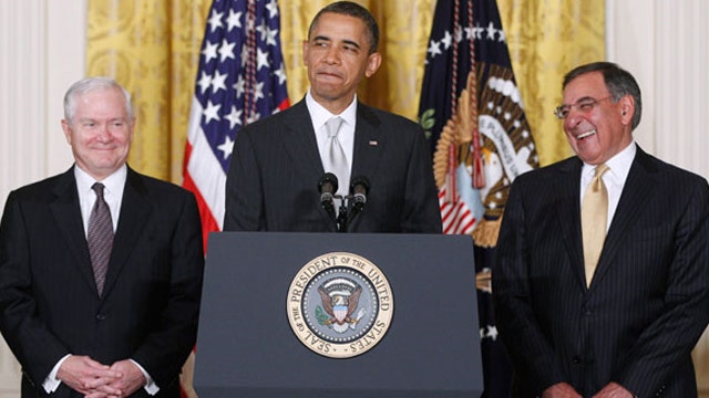 Gates, Panetta slam Obama for micromanagement of military