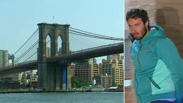 Tourist arrested attempting to climb the Brooklyn Bridge