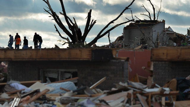 Tornados devastate Midwest