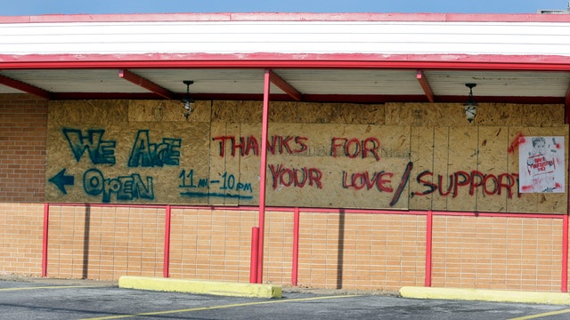 Calls for calm, non-violence as Ferguson braces for decision