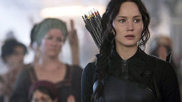 Katniss is symbol of rebellion in 'Mockingjay Part 1'