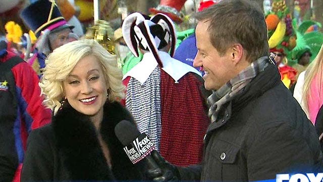 Kellie Pickler at the 87th Macy's Thanksgiving Day Parade